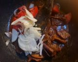 Foto langkah ke 4 dari resep Semur Lidah Sapi.