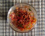 Foto langkah ke 1 dari resep Ketan Serundeng Pedas Manis.