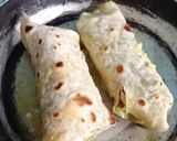 Foto langkah ke 6 dari resep Salad Wrap.