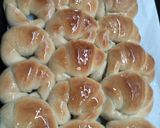 Foto del paso 6 de la receta: Medialunas sin manteca!!!