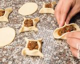 صورة لخطوة 4 من وصفة الصفيحة البعلبكية الشهية 🤤😋