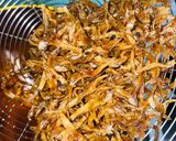 Foto langkah ke 2 dari resep Sambal Teri Mangga Muda.