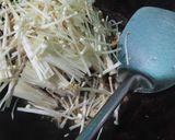 Foto langkah ke 3 dari resep Tumis tempe enoki.