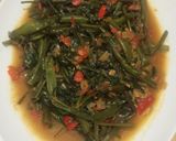 Foto langkah ke 3 dari resep Tumis Kangkung Terasi.
