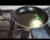 A picture of step 7 of Lauki ki sabzi🥒🥬🥒.