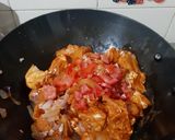 A picture of step 3 of Curry leaves chicken.