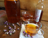 Foto del paso 3 de la receta: Té helado con sirope de rosas