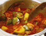 A picture of step 10 of Aloo Padwal Curry 📌.