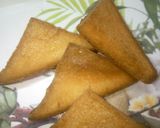 A picture of step 1 of Shahi tukda with strawberry.
