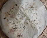 तीळ लावलेली बाजरीची भाकरी (Til Lavleli Bajrichi Bhakri Recipe In Marathi) रेसिपी स्टेप 4 फोटो