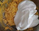 Foto langkah ke 5 dari resep Proll Pisang Keju.
