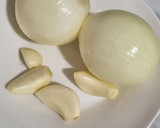 Foto del paso 4 de la receta: Crema de habas y guisantes secos (bissara)