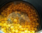 A picture of step 2 of Chole, Bhature, Jeera Rice and Aloo Gobhi.