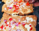 A picture of step 5 of Fried egg cheese bread by chef maryumms cuisine🌸.