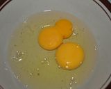 Foto langkah ke 1 dari resep Scrambeled egg mcd 100% autentic.