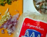 Foto langkah ke 1 dari resep Pangsit Bihun Goreng.