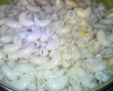 A picture of step 4 of Elbow Pasta with Nacho Cheese and Red Bell Pepper.