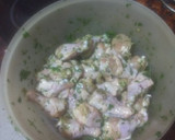 Foto del paso 1 de la receta: Muslitos de pollo al ajillo al horno con papas fritas