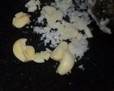 Foto langkah ke 2 dari resep Mete Goreng Bawang.