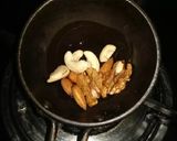 भुनी मैबा (bhuni mawa recipe in Hindi) रेसिपी चरण 2 फोटो
