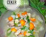 Foto langkah ke 6 dari resep Sop Ayam Ceker.