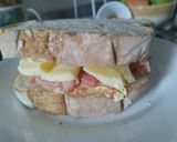 Foto del paso 6 de la receta: Sándwich🥯de queso🧀y jamón🥓en pan artesanal🥯🧀🍞