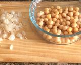 Foto del paso 3 de la receta: Cocina primaveral: Ensalada de garbanzos con aioli mentolado