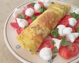 Foto del passaggio 4 della ricetta Rotolo di frittata con zucchine e camoscio d'Oro