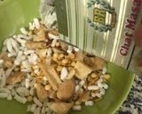 A picture of step 4 of Namkeen ki jhatpat bhel.