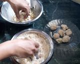 A picture of step 4 of Cheesy Bowl Gobhi Nuggets.