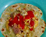 Foto langkah ke 2 dari resep Kebab isi(sosis and telor orak Arik).