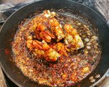 Hình bước làm 4 của món Tôm càng kho tàu