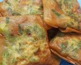 Foto langkah ke 4 dari resep Martabak Telor Rumahan isi Bakso.