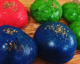 Foto del paso 5 de la receta: Pan amasado con orégano 🌿 de colores