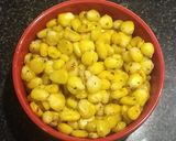 A picture of step 1 of Indo - Italian masala corn.