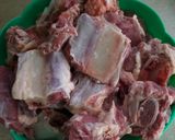 Foto langkah ke 1 dari resep Sop Iga Sapi.