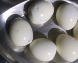 A picture of step 1 of Goan Egg Vindaloo.
