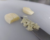 Foto del paso 1 de la receta: De la sepia, sus huevas🦑