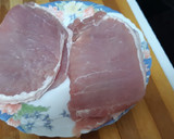 Foto del paso 3 de la receta: Lomo de cerdo adobado en casa, con relleno de espinacas y queso