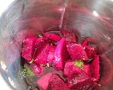 A picture of step 3 of Dragon fruit juice.