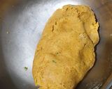 A picture of step 2 of Aloo Masala bhakhari.