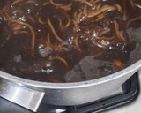 Foto del paso 7 de la receta: Caldo de frijol con fideos y huevo