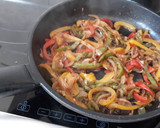 Foto del paso 2 de la receta: Revuelto de pimientos