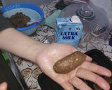 Foto langkah ke 7 dari resep Almond dark choco cookies premium.