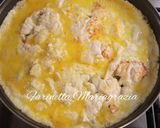 Foto del passaggio 3 della ricetta Frittata di ricotta 👩‍🍳❤️