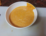 Foto del paso 2 de la receta: Muslos de pollo asados en freidora de aire con papas arrugas y mojo de pimiento