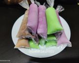 Foto langkah ke 4 dari resep Es Lilin Pop Ice & Milo.