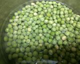 A picture of step 1 of Dry peas aloo masala sandwich.