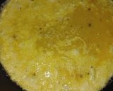 Gambar langkah 2 resipi Telur masak lemak bersama belimbing buluh.