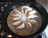 A picture of step 4 of Corn and Pork Dumplings.